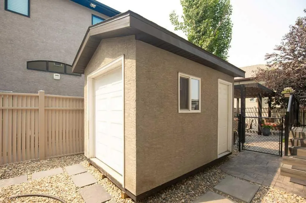 46 Bannerman Close Red Deer AB T4R 0L8