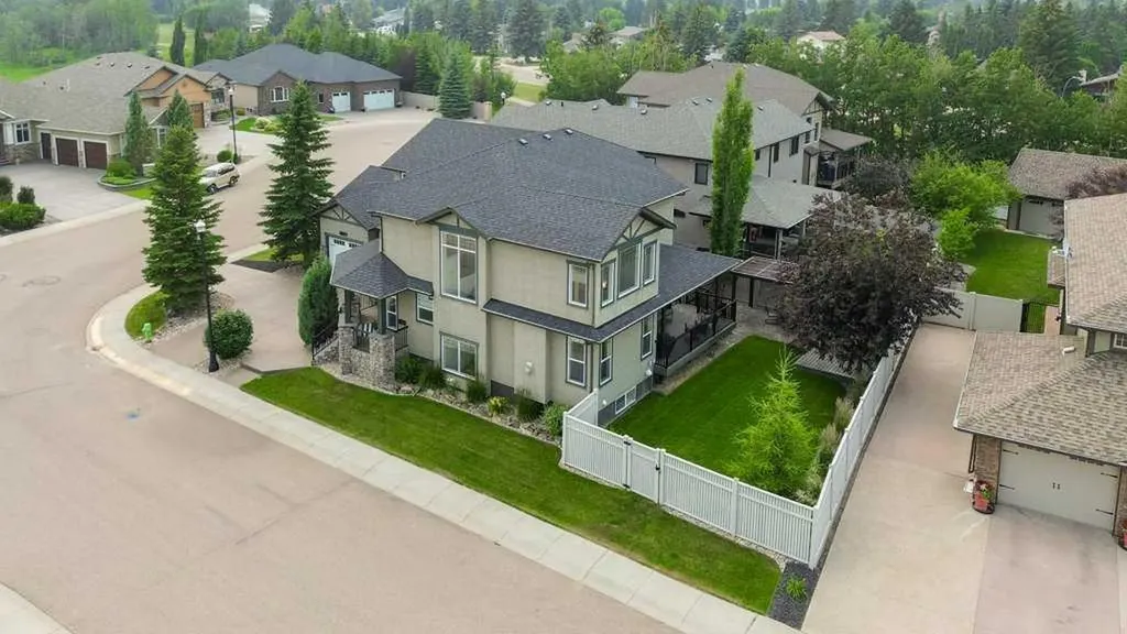 46 Bannerman Close Red Deer AB T4R 0L8