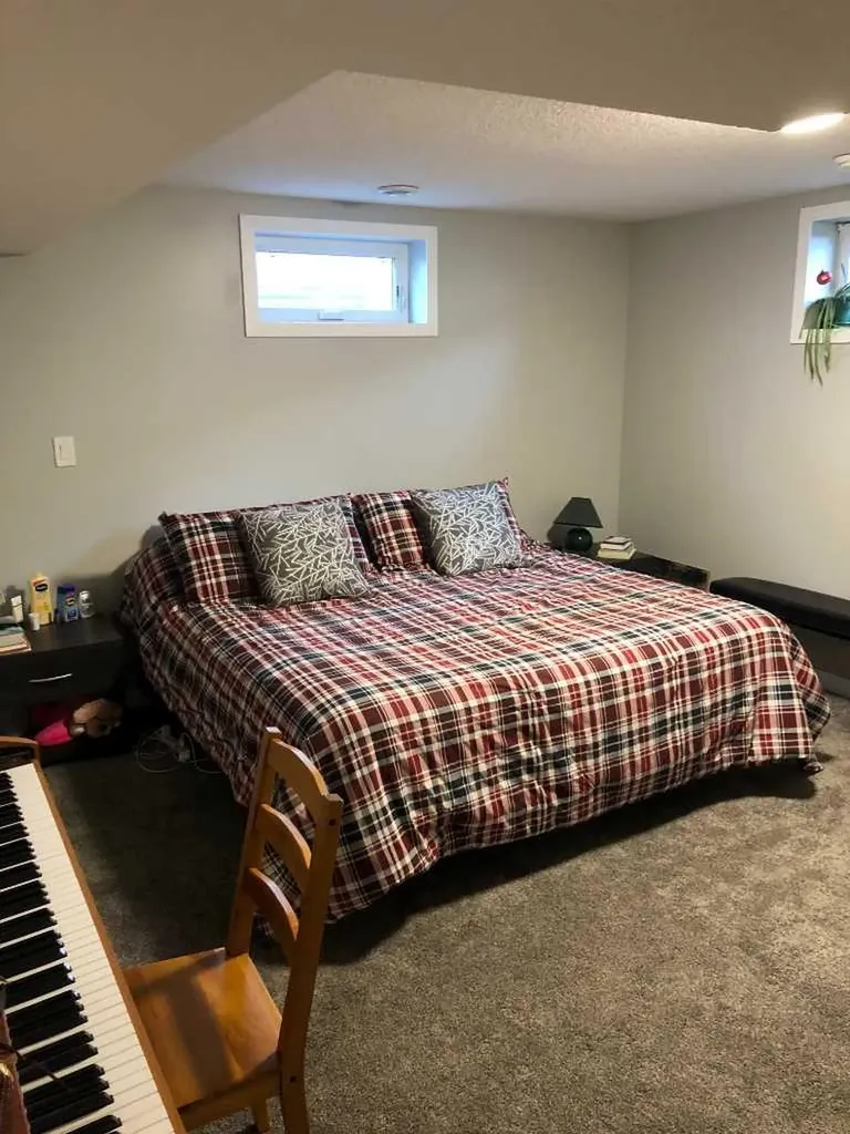 8621 100 Street Grande Prairie AB T8V 2J9
