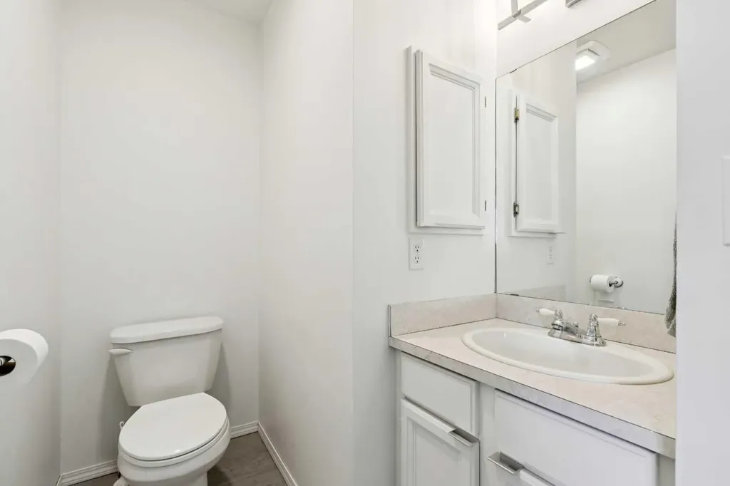 228 Marquis Place SE Airdrie AB T4A 1Y4