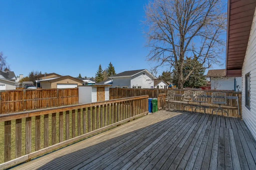 228 Marquis Place SE Airdrie AB T4A 1Y4