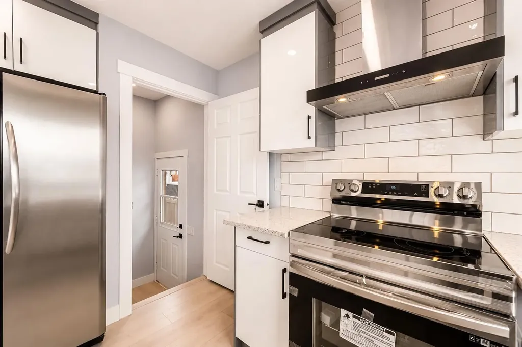 755 Penbrooke Road SE Calgary AB T2A 3T3