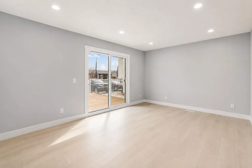 755 Penbrooke Road SE Calgary AB T2A 3T3