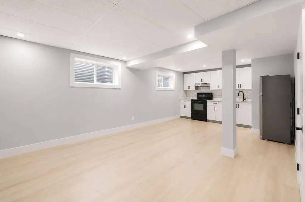 755 Penbrooke Road SE Calgary AB T2A 3T3