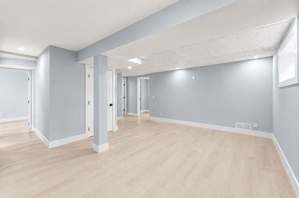755 Penbrooke Road SE Calgary AB T2A 3T3