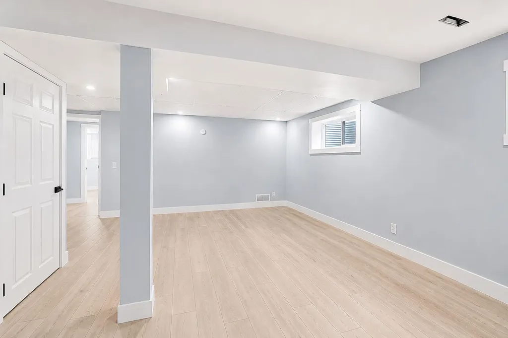 755 Penbrooke Road SE Calgary AB T2A 3T3