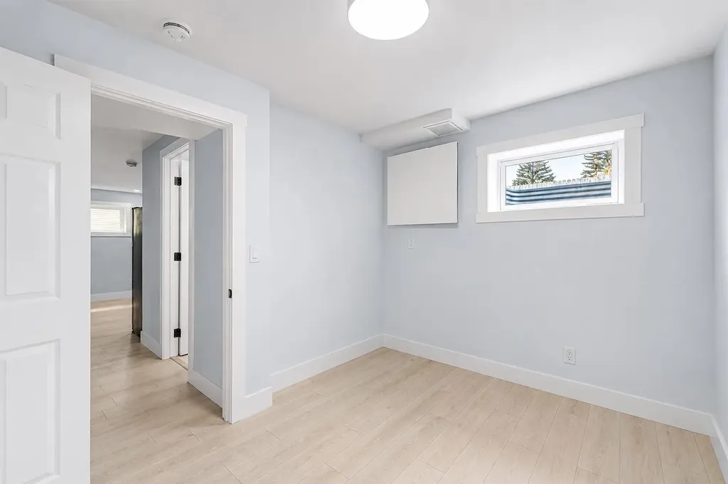 755 Penbrooke Road SE Calgary AB T2A 3T3