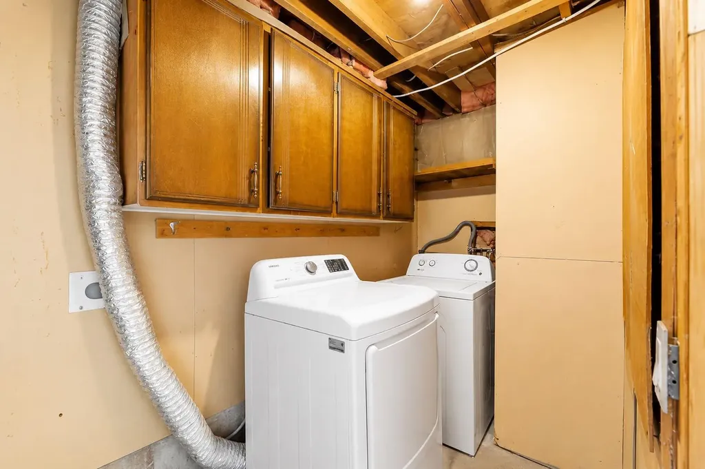 755 Penbrooke Road SE Calgary AB T2A 3T3