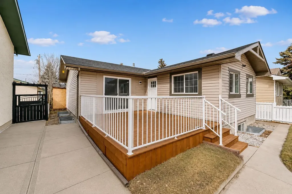 755 Penbrooke Road SE Calgary AB T2A 3T3