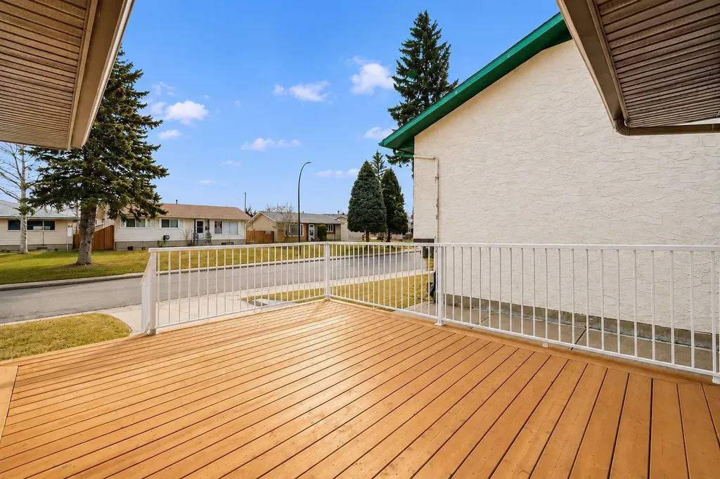 755 Penbrooke Road SE Calgary AB T2A 3T3