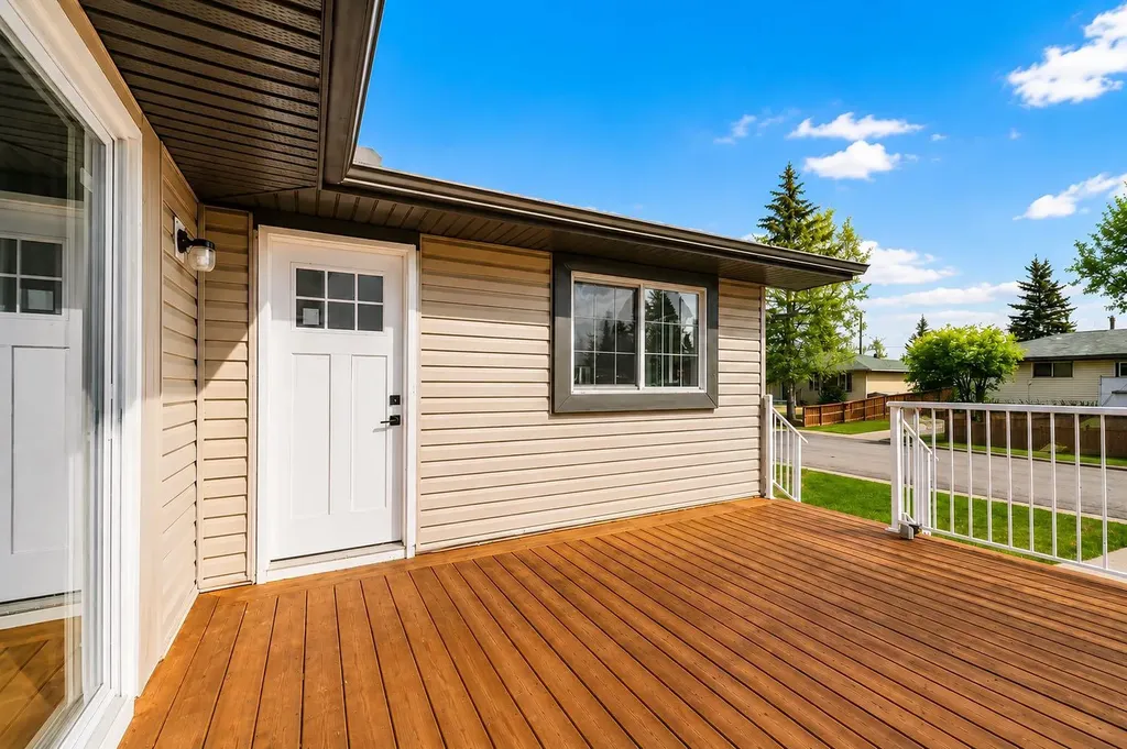 755 Penbrooke Road SE Calgary AB T2A 3T3