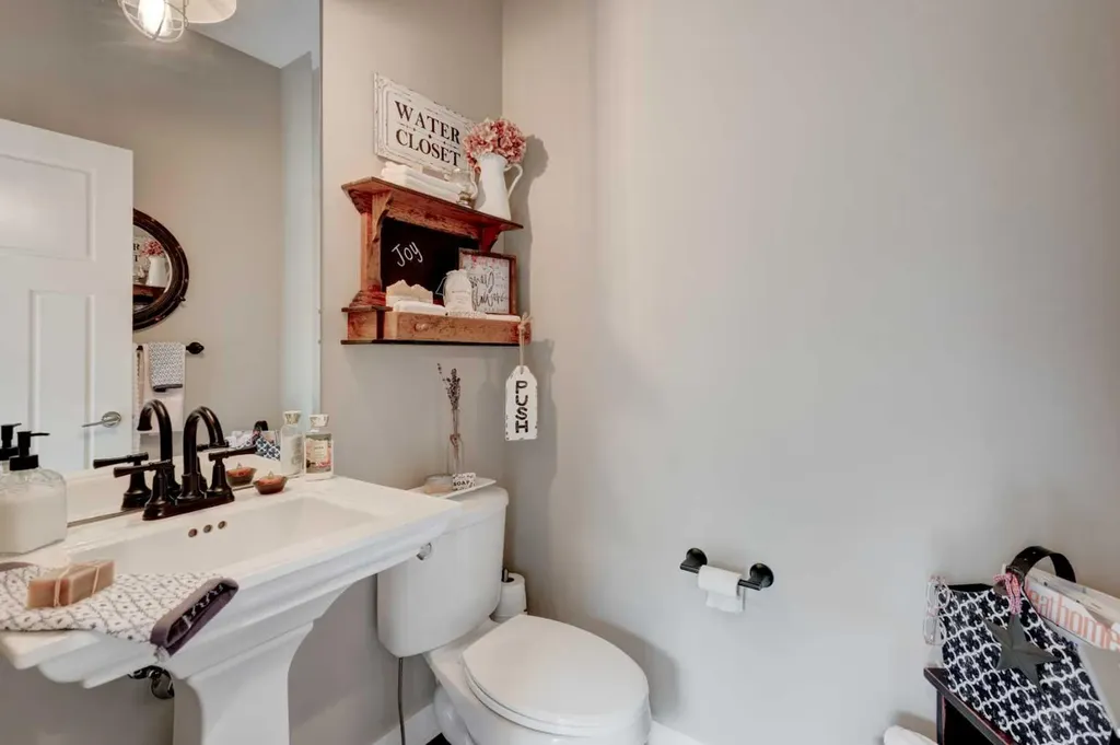 99 Mahogany Row SE Calgary AB T3M 1S9