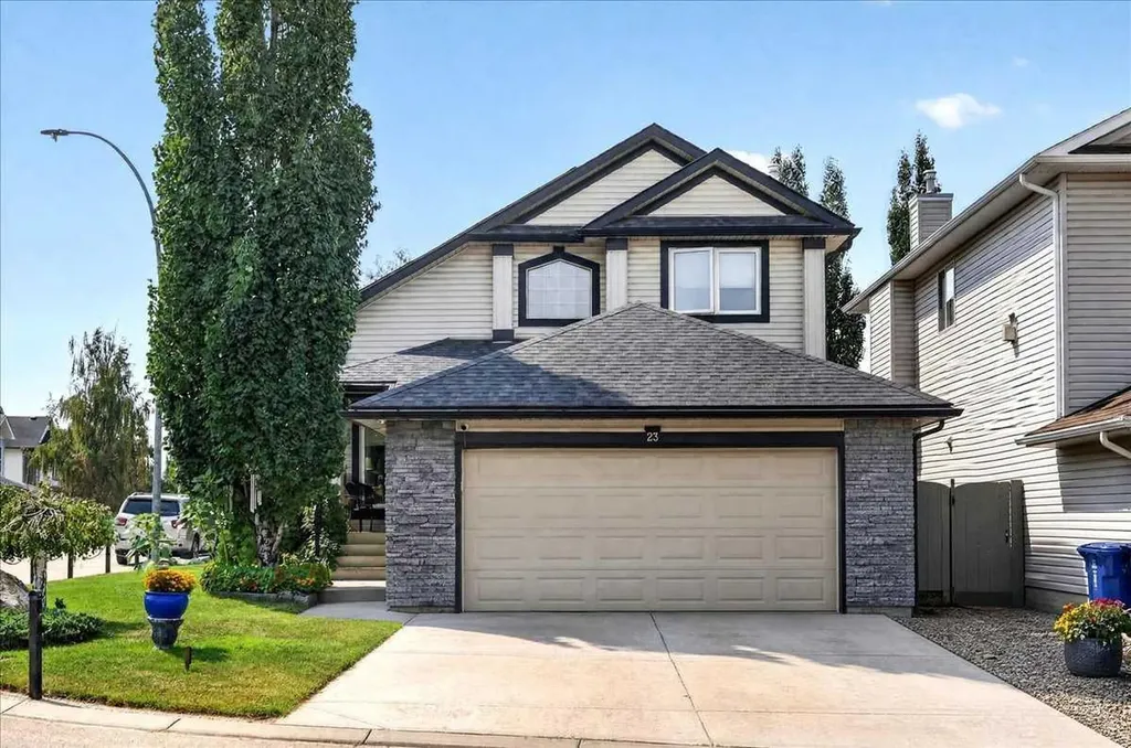 23 Cranfield Crescent SE Calgary AB T3M 1A6