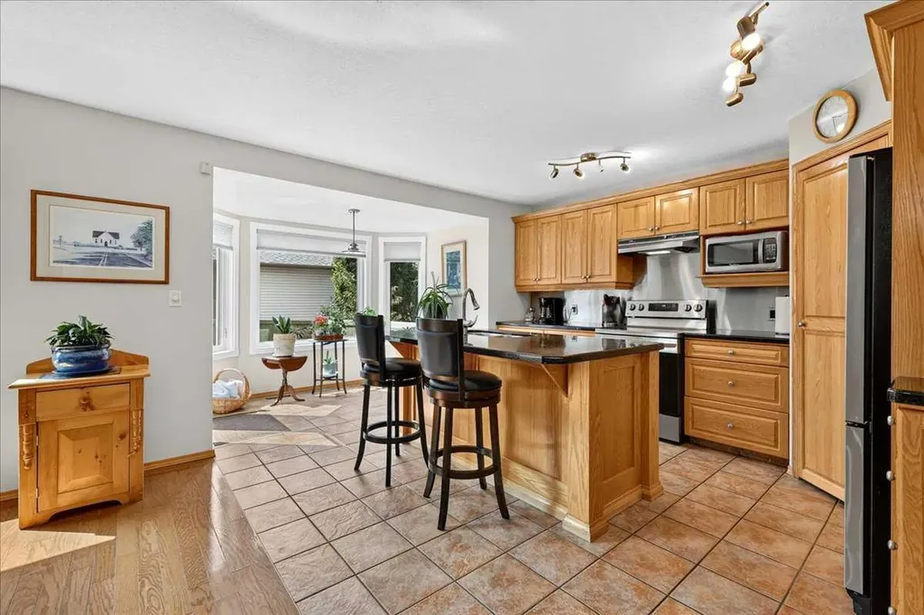 23 Cranfield Crescent SE Calgary AB T3M 1A6