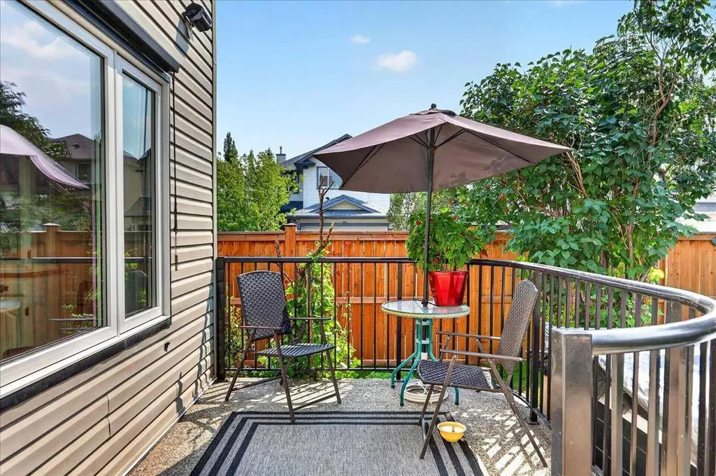 23 Cranfield Crescent SE Calgary AB T3M 1A6