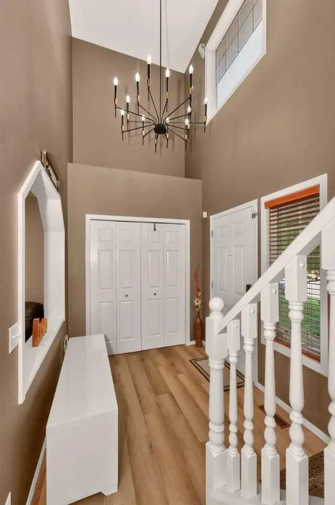 137 Douglas Glen Manor SE Calgary AB T2Z 3Y5