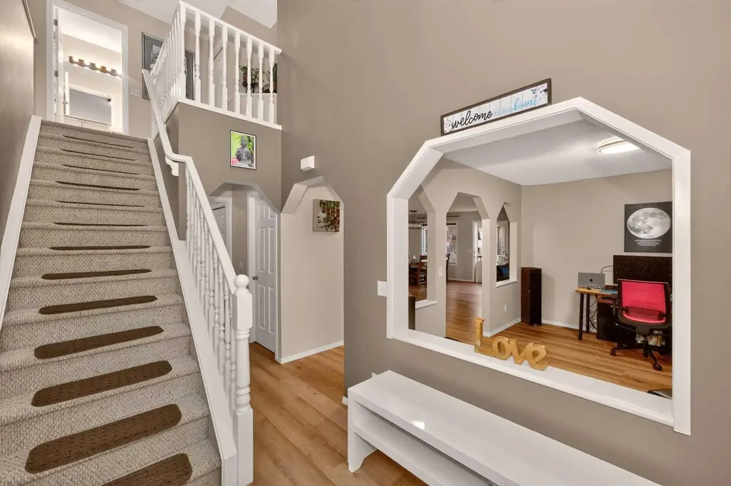 137 Douglas Glen Manor SE Calgary AB T2Z 3Y5