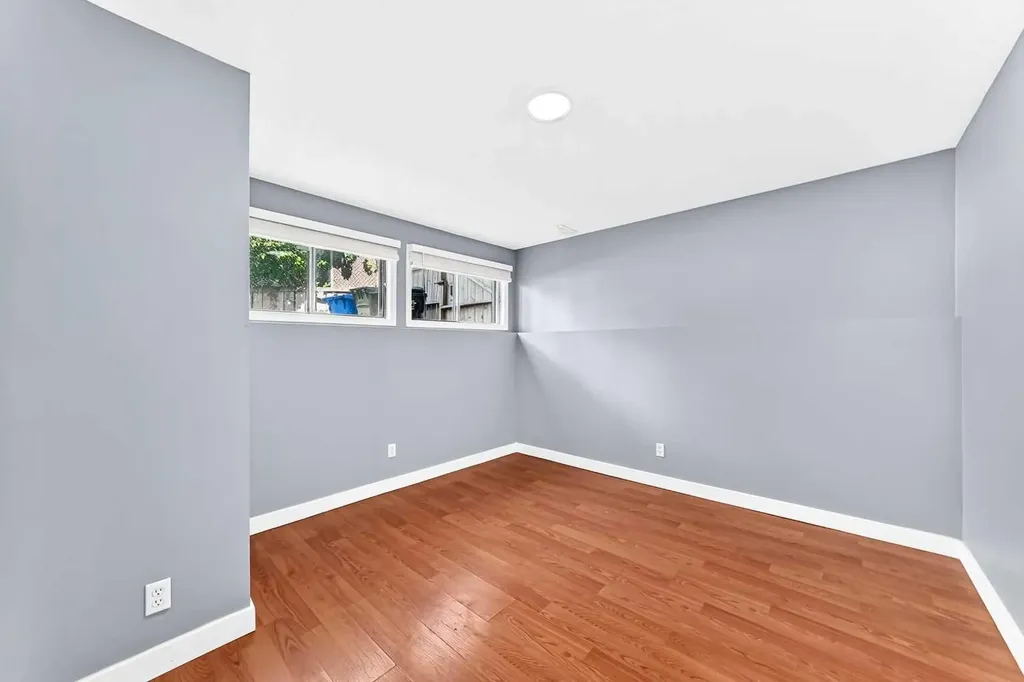 514 Whitehill Place NE Calgary AB T1Y3G8