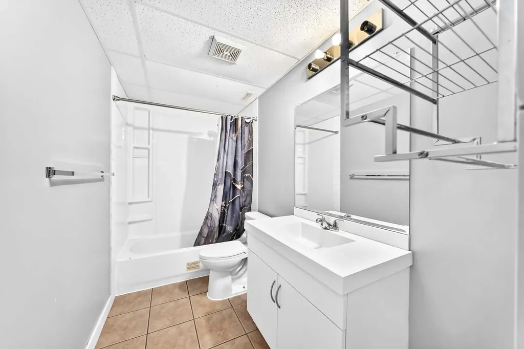 514 Whitehill Place NE Calgary AB T1Y3G8
