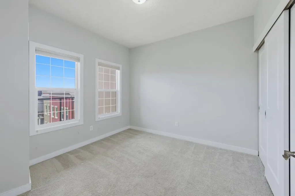11811 Lake Fraser Drive SE Calgary AB T2J7J4