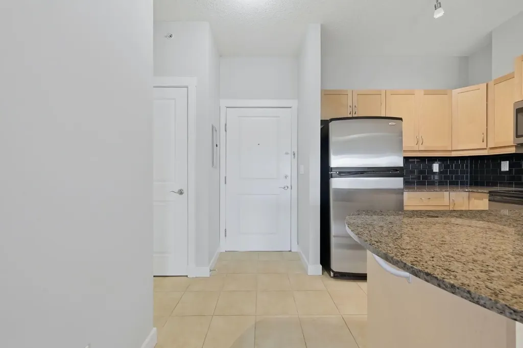11811 Lake Fraser Drive SE Calgary AB T2J7J4