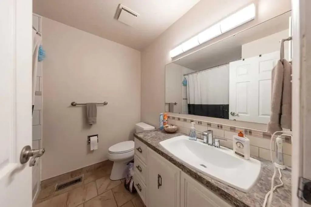 2903 58 Avenue Lloydminster AB T9V1X7