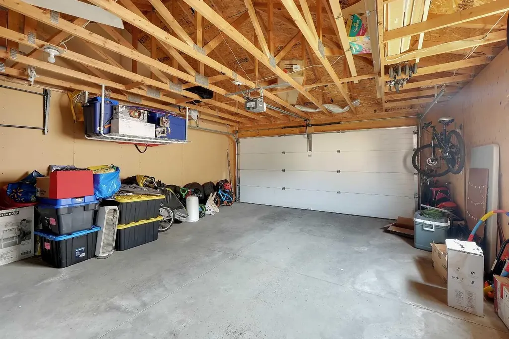 5532 Forand Street SW Calgary AB T3E7S6
