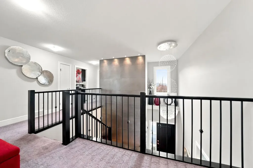 200 Vancouver Crescent Red Deer AB T4R 0N7