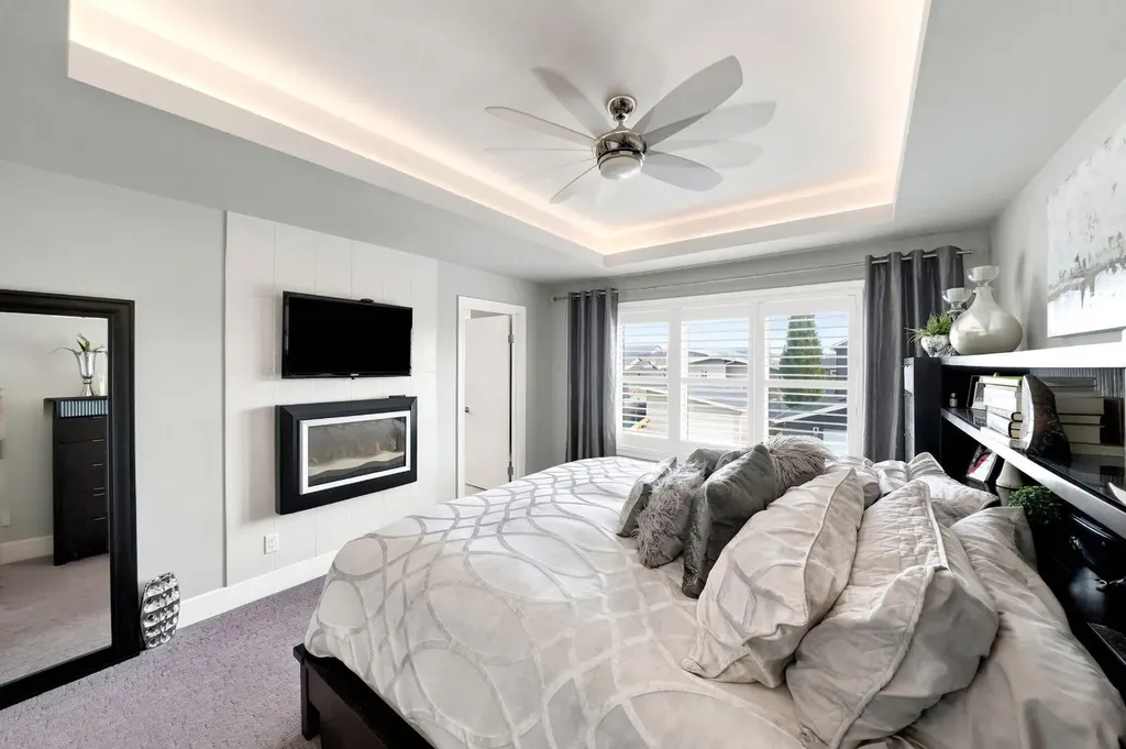 200 Vancouver Crescent Red Deer AB T4R 0N7