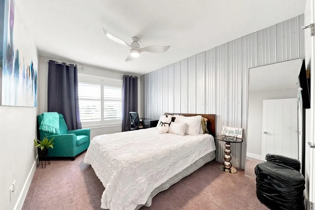 200 Vancouver Crescent Red Deer AB T4R 0N7