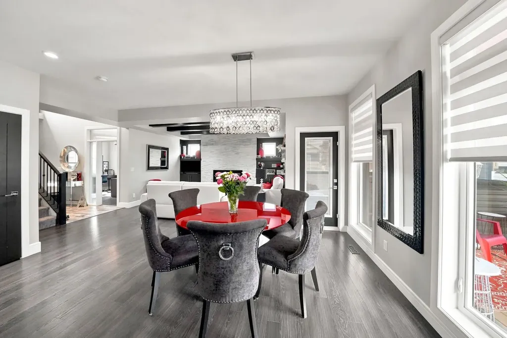 200 Vancouver Crescent Red Deer AB T4R 0N7