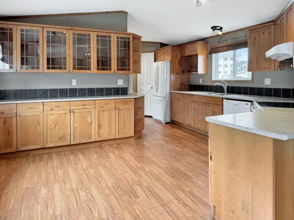 212 Mawdsley Crescent Grande Cache AB t0e0y0