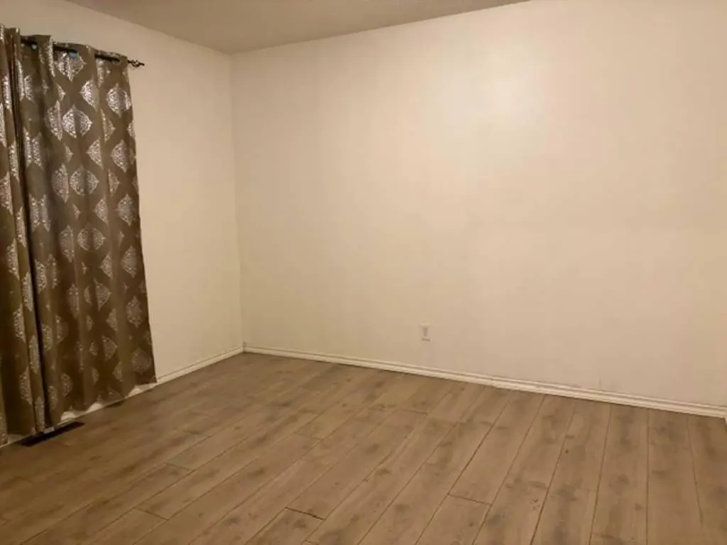 8348 Bowness Road NW Calgary AB T3B 0H6