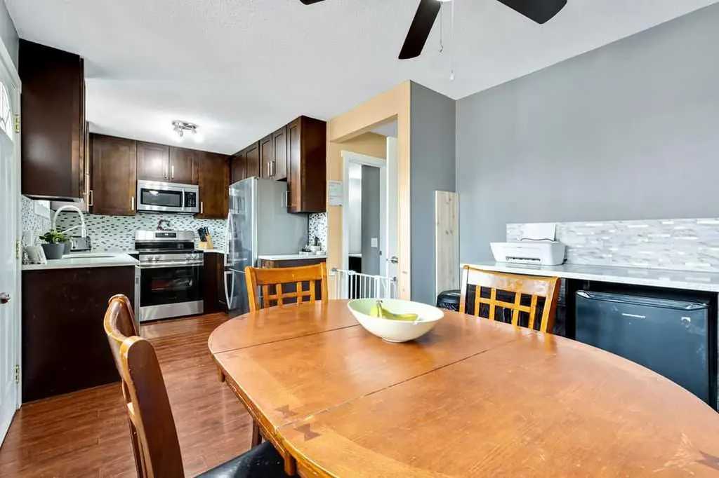 44 Falwood Crescent NE Calgary AB T3J 1E3