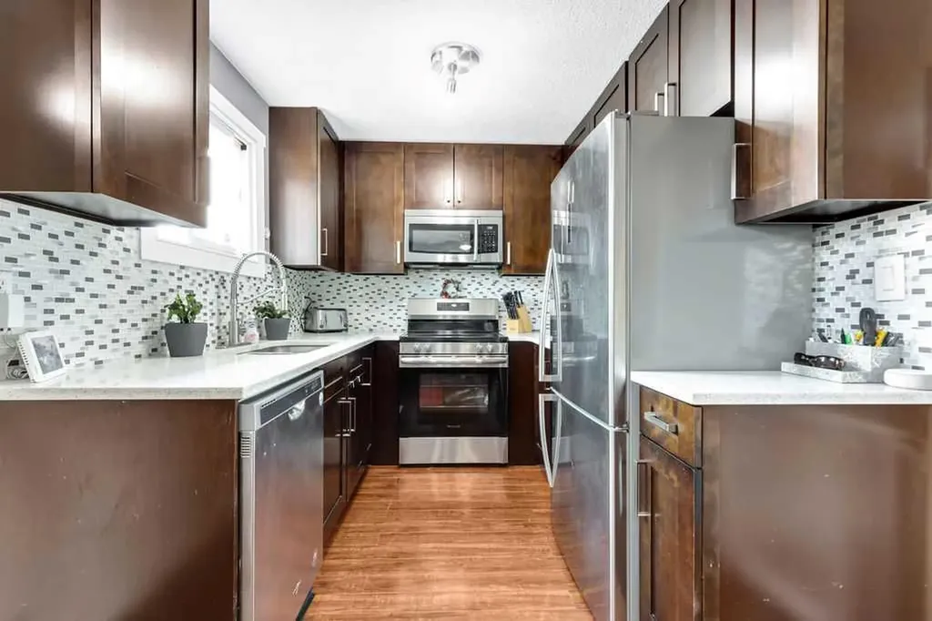 44 Falwood Crescent NE Calgary AB T3J 1E3