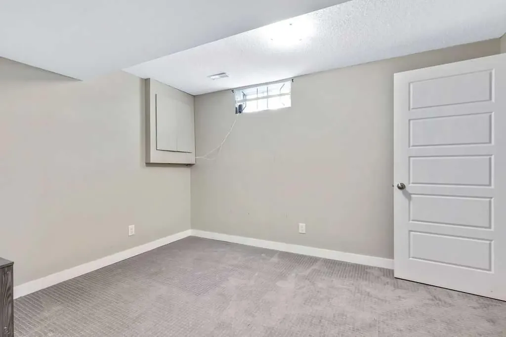 44 Falwood Crescent NE Calgary AB T3J 1E3