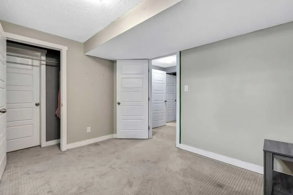 44 Falwood Crescent NE Calgary AB T3J 1E3
