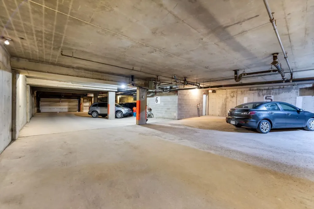 1607 26 Avenue SW Calgary AB T2T1C7