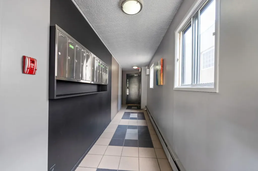 1607 26 Avenue SW Calgary AB T2T1C7