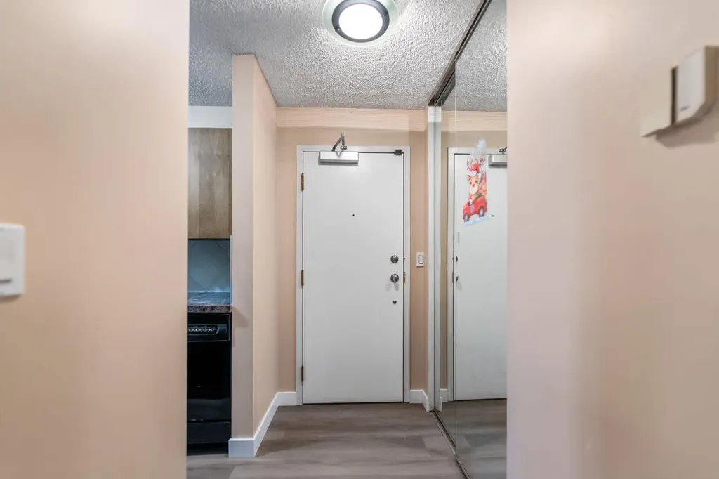 1607 26 Avenue SW Calgary AB T2T1C7