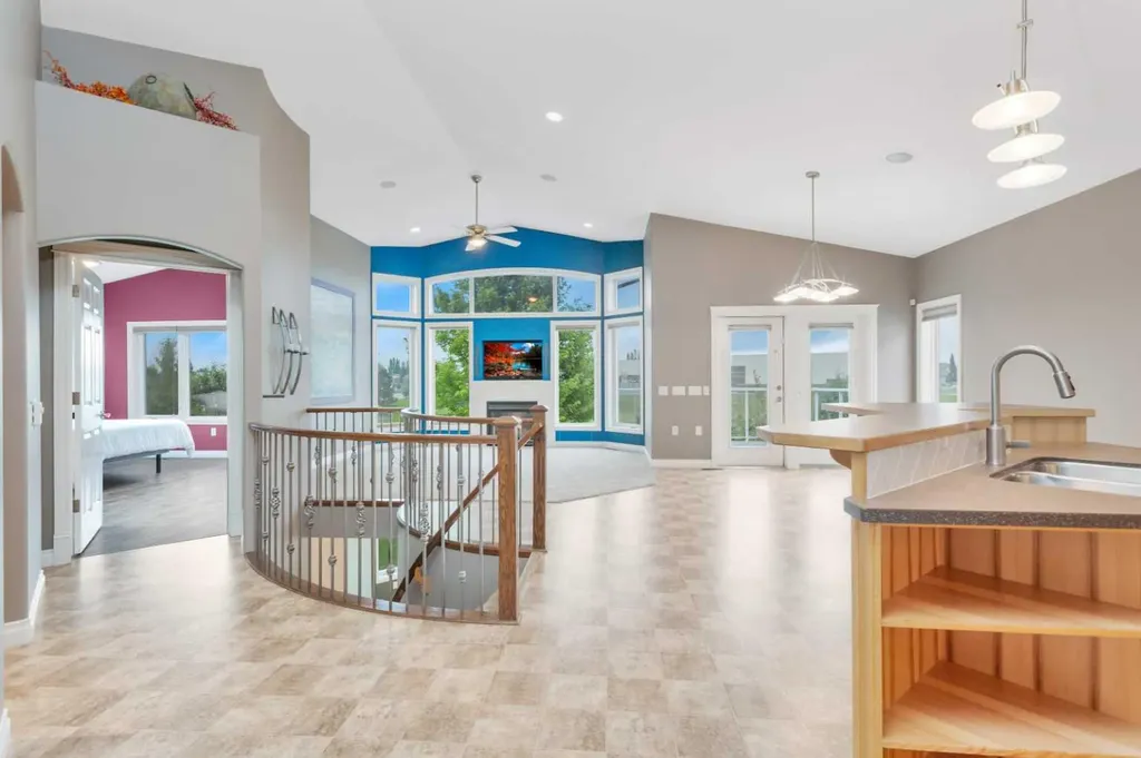42 Langford Crescent Red Deer AB T4R 2X1