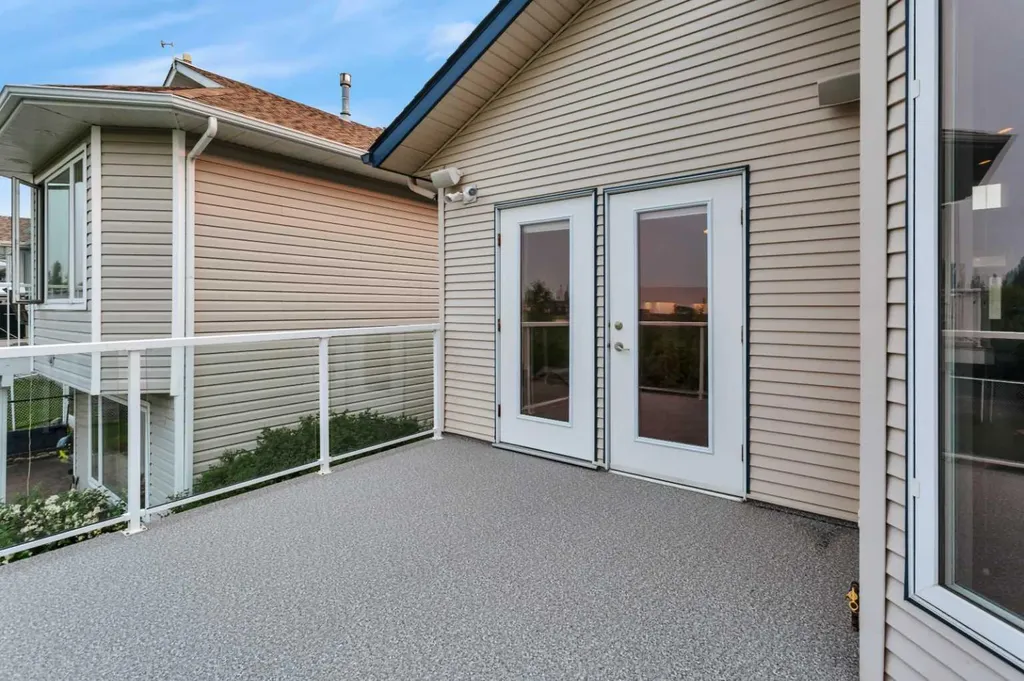 42 Langford Crescent Red Deer AB T4R 2X1