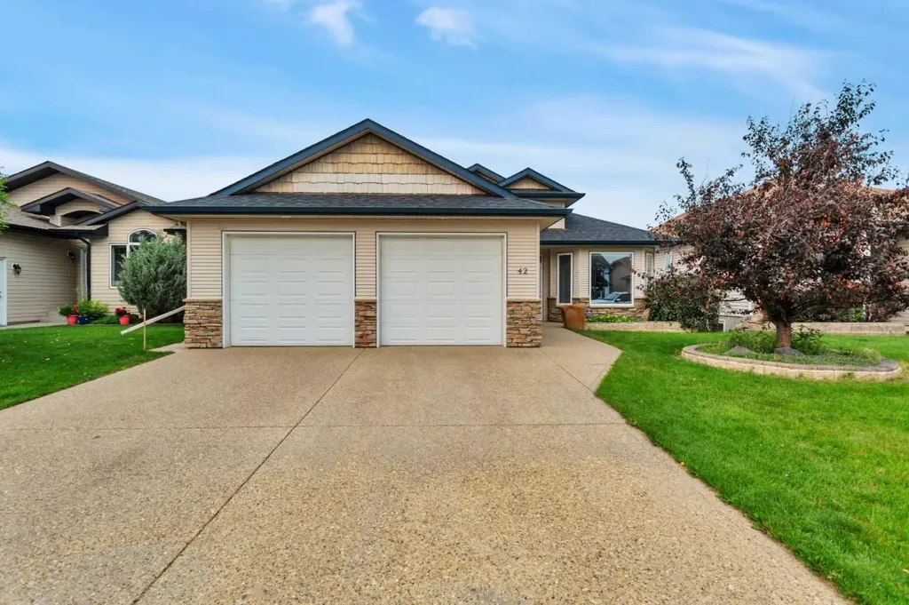 42 Langford Crescent Red Deer AB T4R 2X1