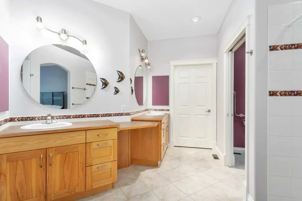 42 Langford Crescent Red Deer AB T4R 2X1