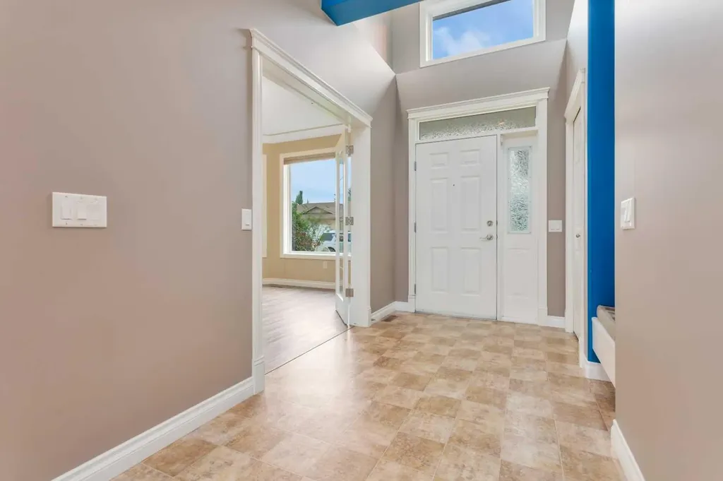 42 Langford Crescent Red Deer AB T4R 2X1