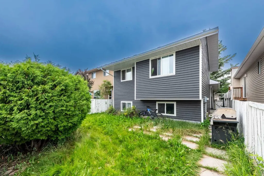 92 Martinwood Road NE Calgary AB T3J3H6