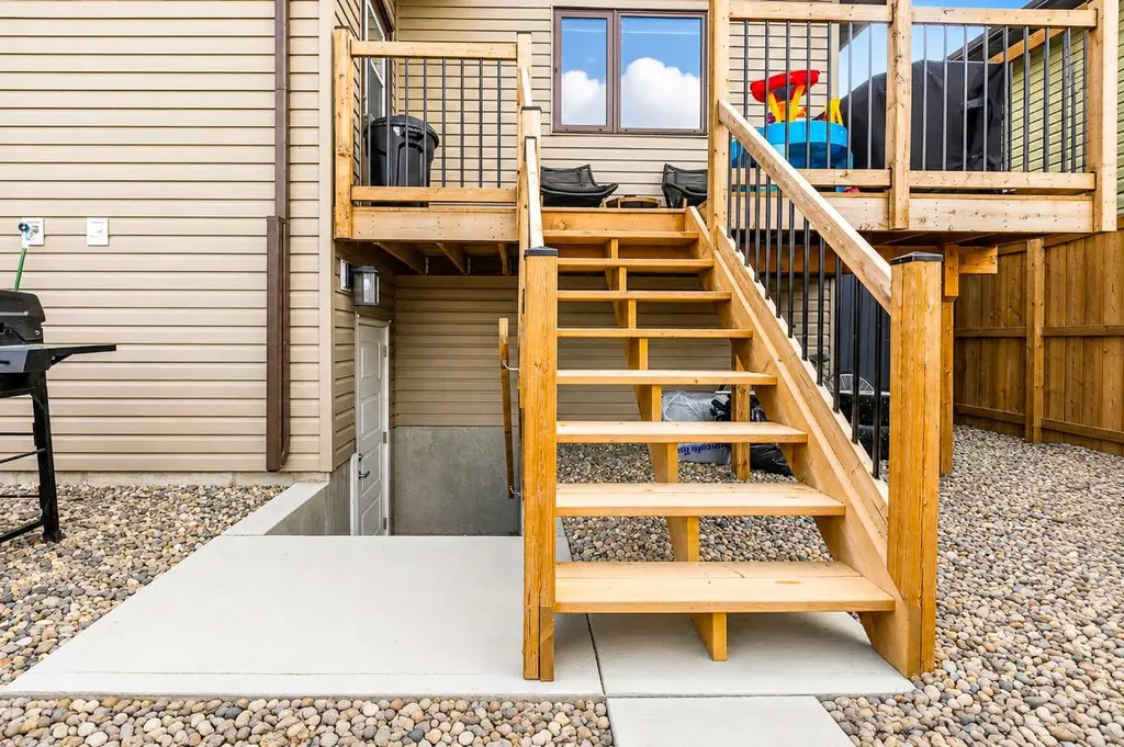 1614 2 Avenue E Brooks AB T1R 1K3