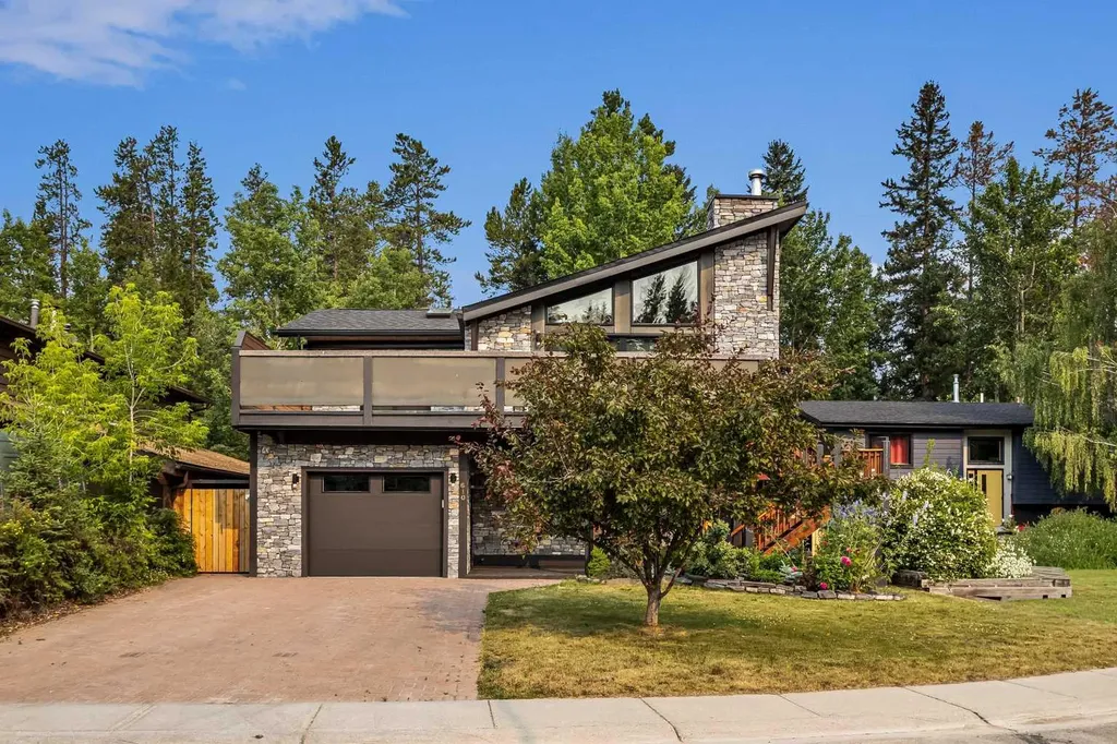 610 Larch Place Canmore AB T1W1S1