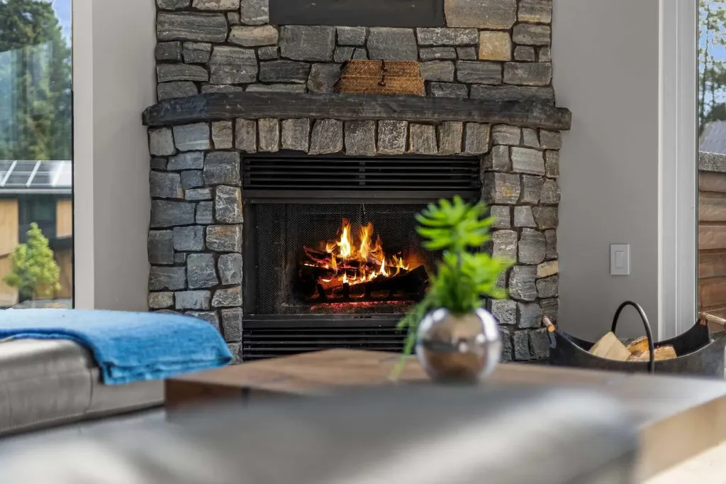 610 Larch Place Canmore AB T1W1S1
