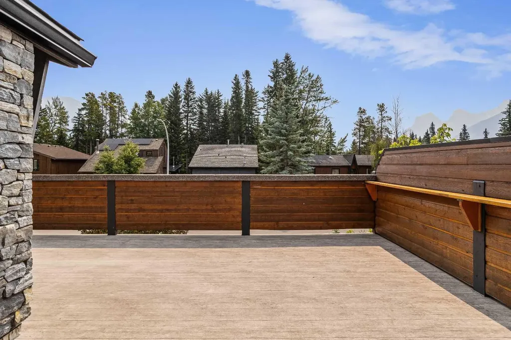 610 Larch Place Canmore AB T1W1S1